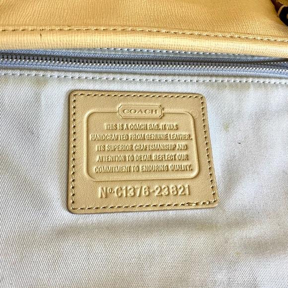 Coach NorthSouth City Leather Extra Large Tote # 23821 - Picture 5 of 14